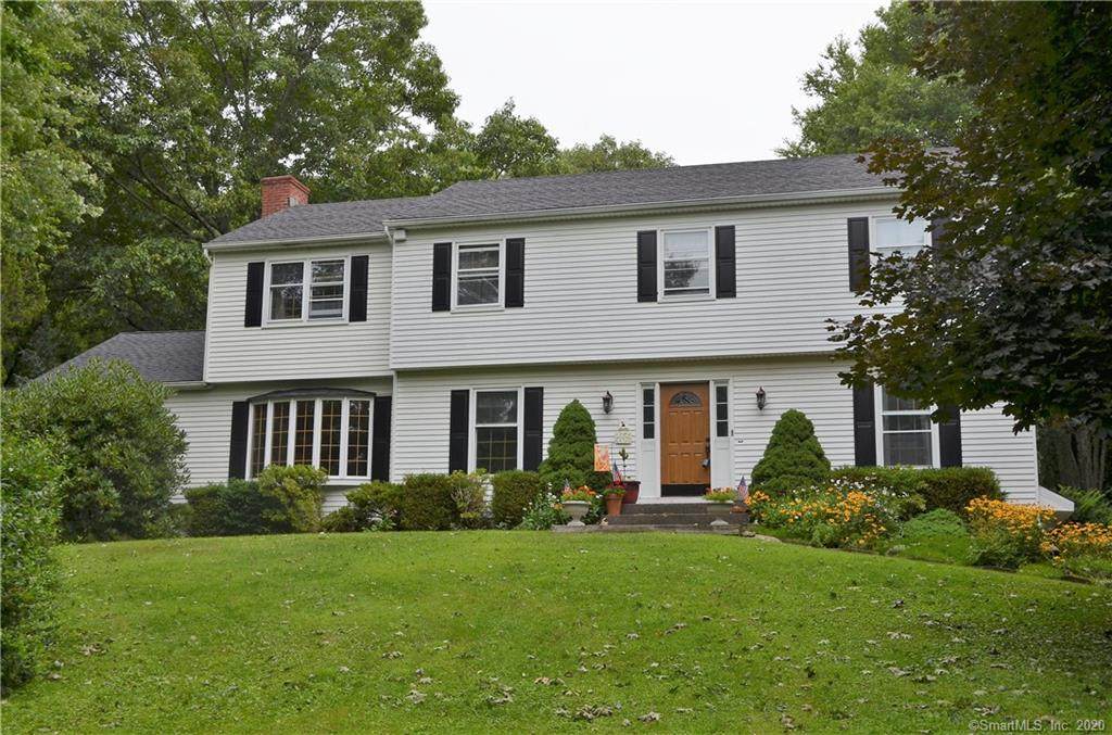 11 Cambridge Circle - Photo 1