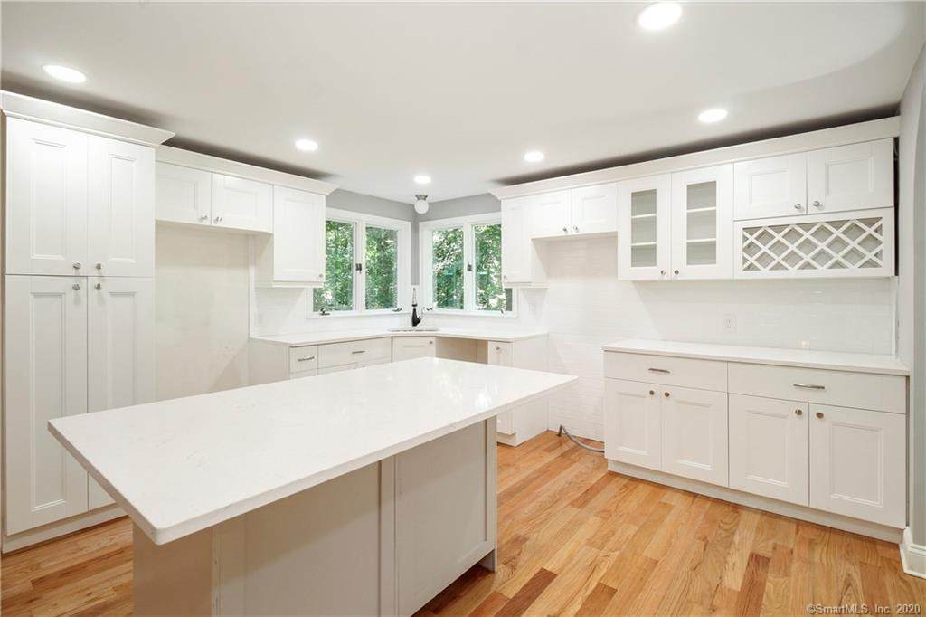 110 Fernwood Road - Photo 1