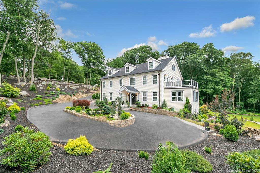 985 James Farm Road - Photo 1