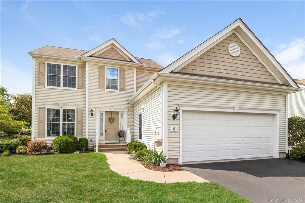 5 Wadsworth Lane - Photo 1
