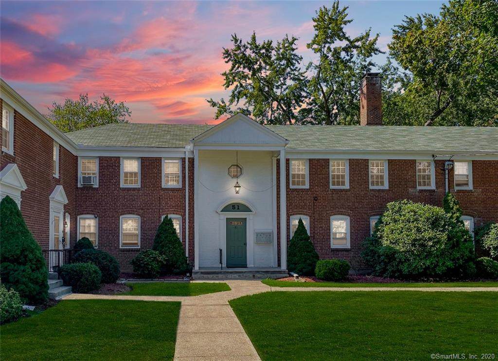 51 Robin Road - Photo 1