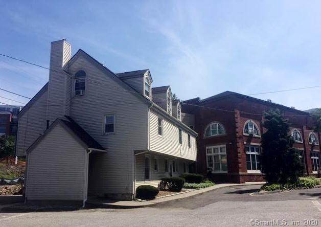 32 Pine Street - Photo 1