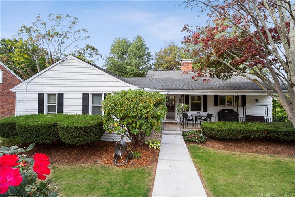 29 Fairwood Farms Drive - Photo 1