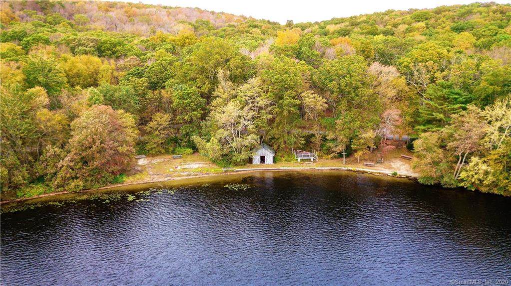 121 Upper Pattagansett Road - Photo 1