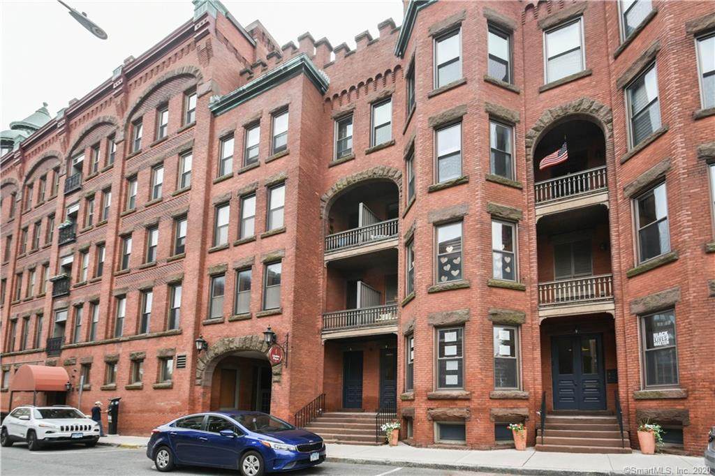 1 Linden Place - Photo 1