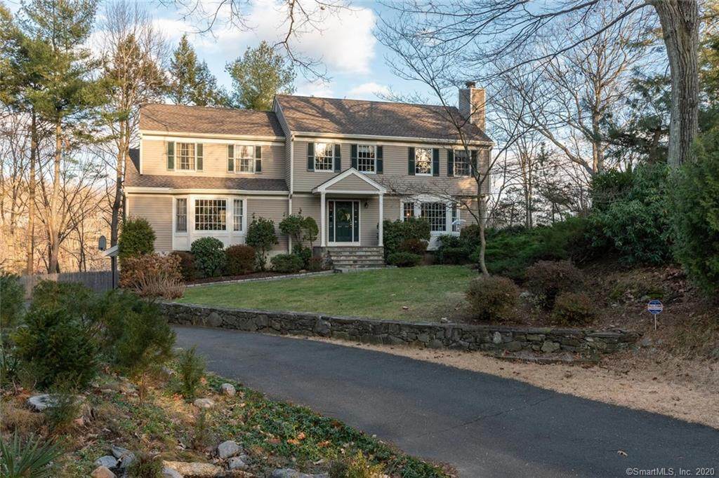 170 Lakewood Drive - Photo 1