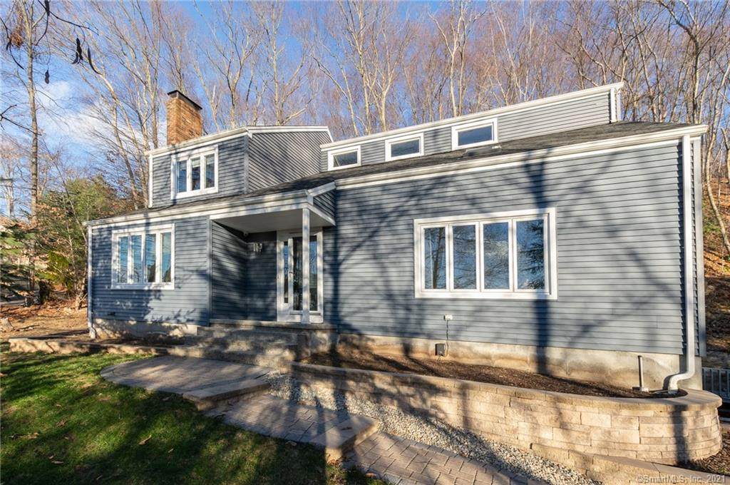 47 Rose Hill Road - Photo 1