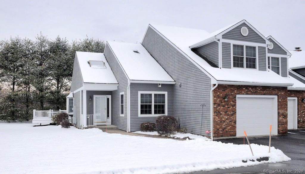 1325 Farmington Avenue - Photo 1