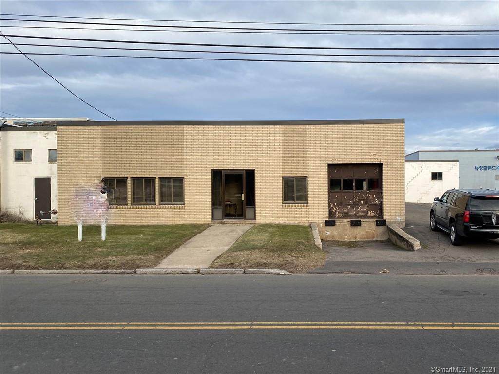 652 Oakwood Avenue - Photo 1