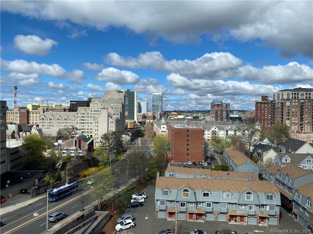 300 Broad Street - Photo 1