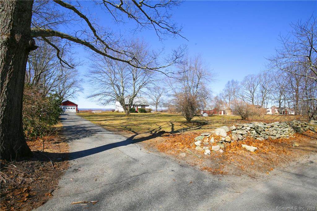 1459 North Road - Photo 1