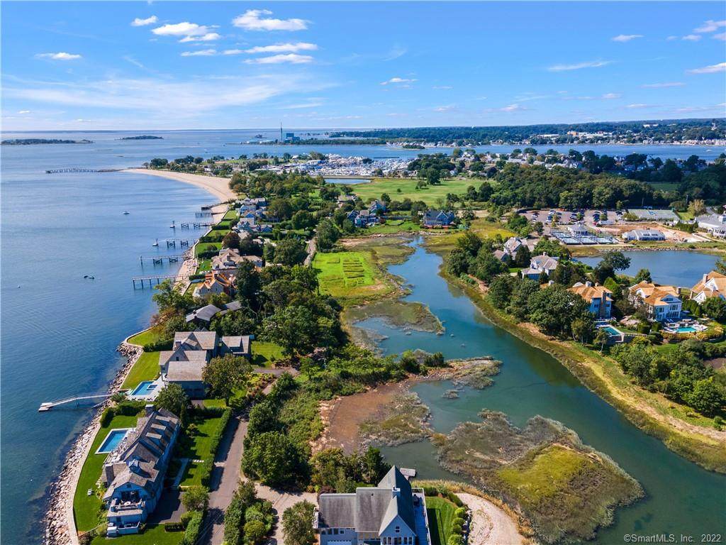 9 Shorehaven Road - Photo 1