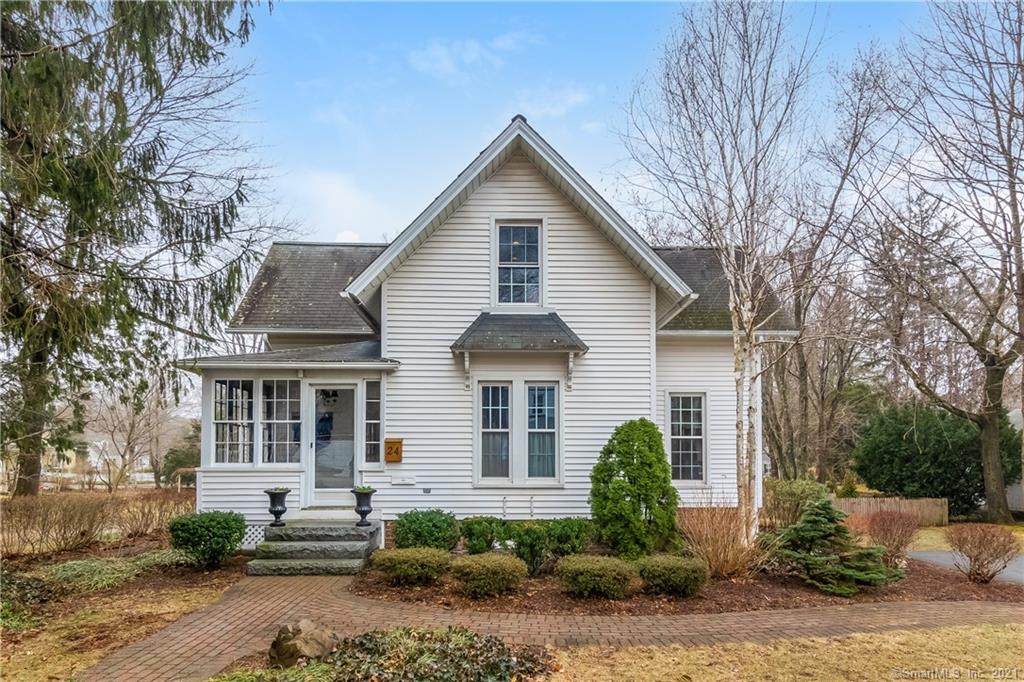 24 Essex Street - Photo 1