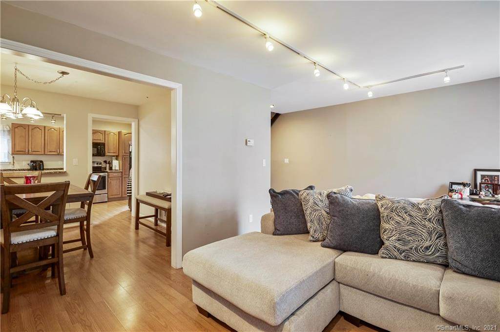 135 Courtland Avenue - Photo 1