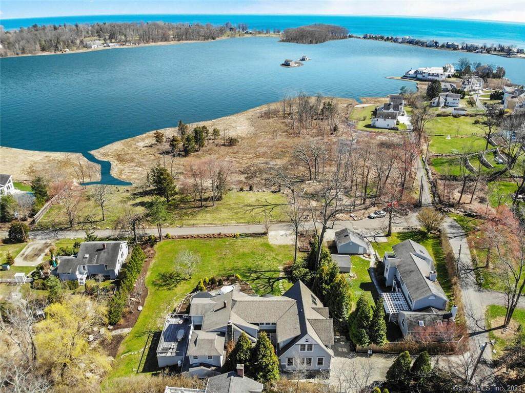 21 Grove Point Road - Photo 1