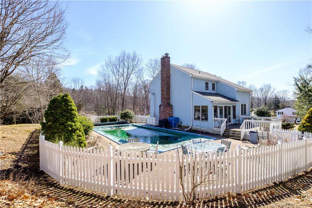 33 Newton Road - Photo 1