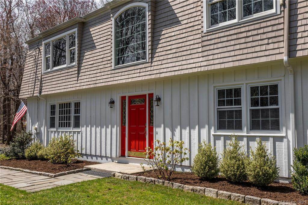 237 Linden Tree Road - Photo 1