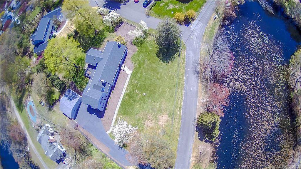 229 Lakeside Drive - Photo 1