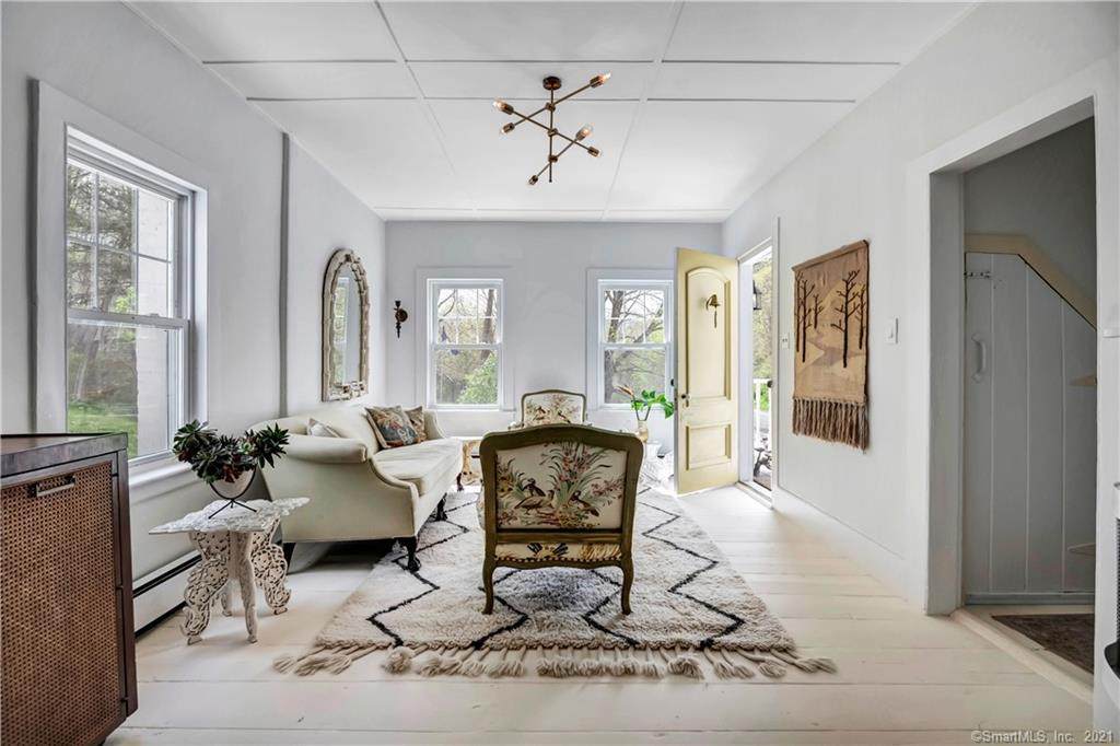 78 Norwich Road - Photo 1