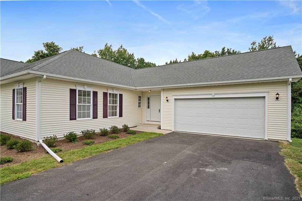 4 Heritage Way - Photo 1