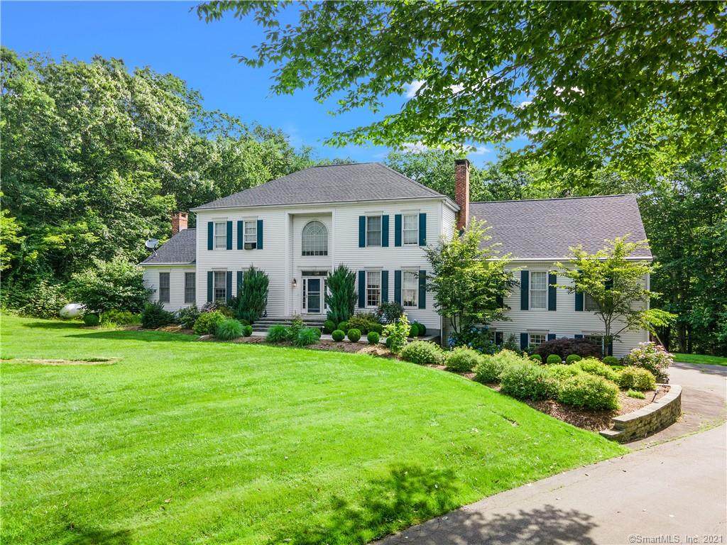 61 Broad Hill Circle - Photo 1