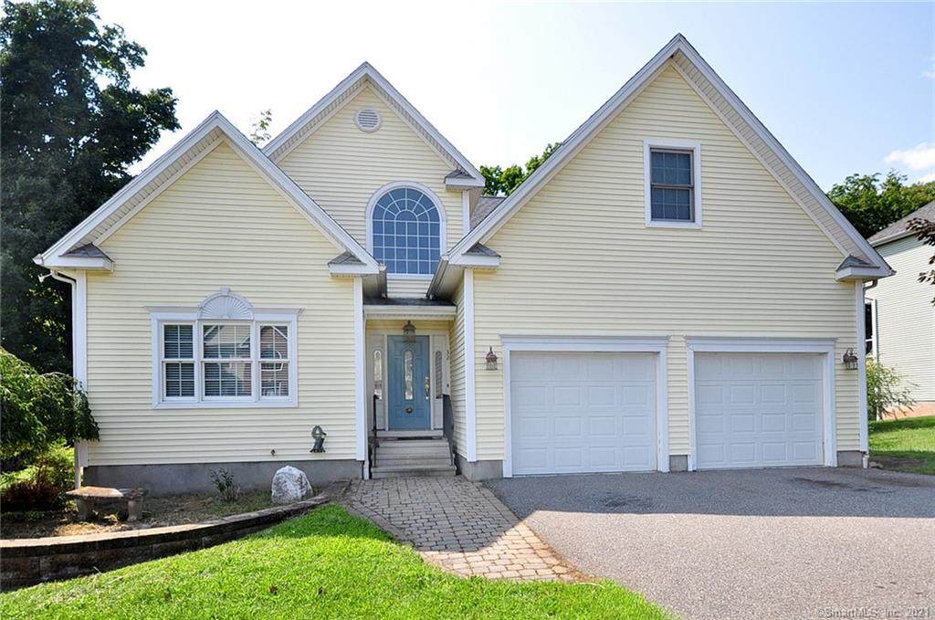32 Sovereign Ridge - Photo 1
