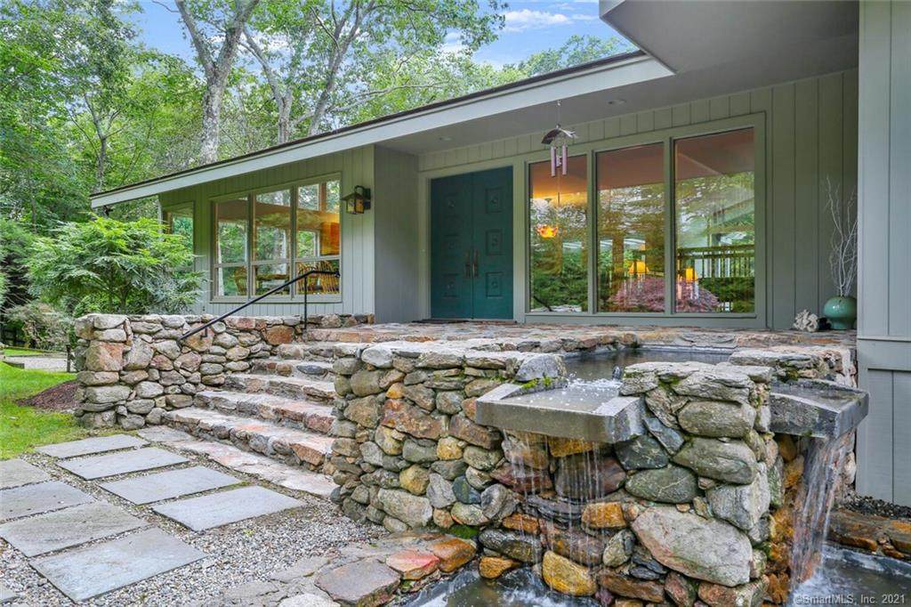 17 Deerwood Lane - Photo 1