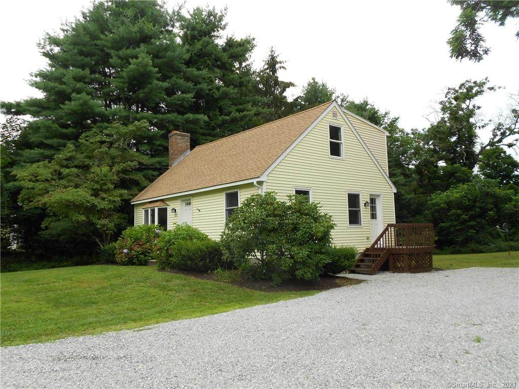 105 Middlesex Avenue - Photo 1