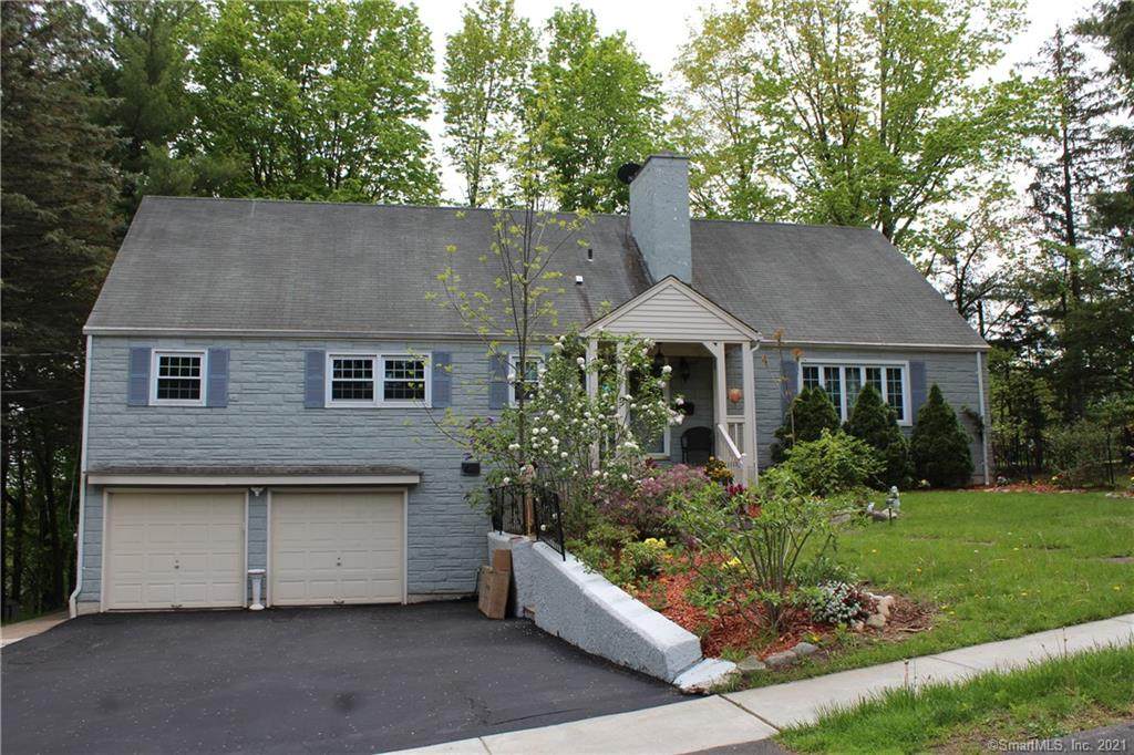 3 Old Meadow Road - Photo 1