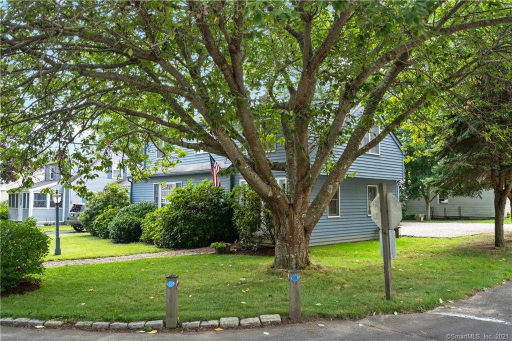 26 Bassett Lane - Photo 1