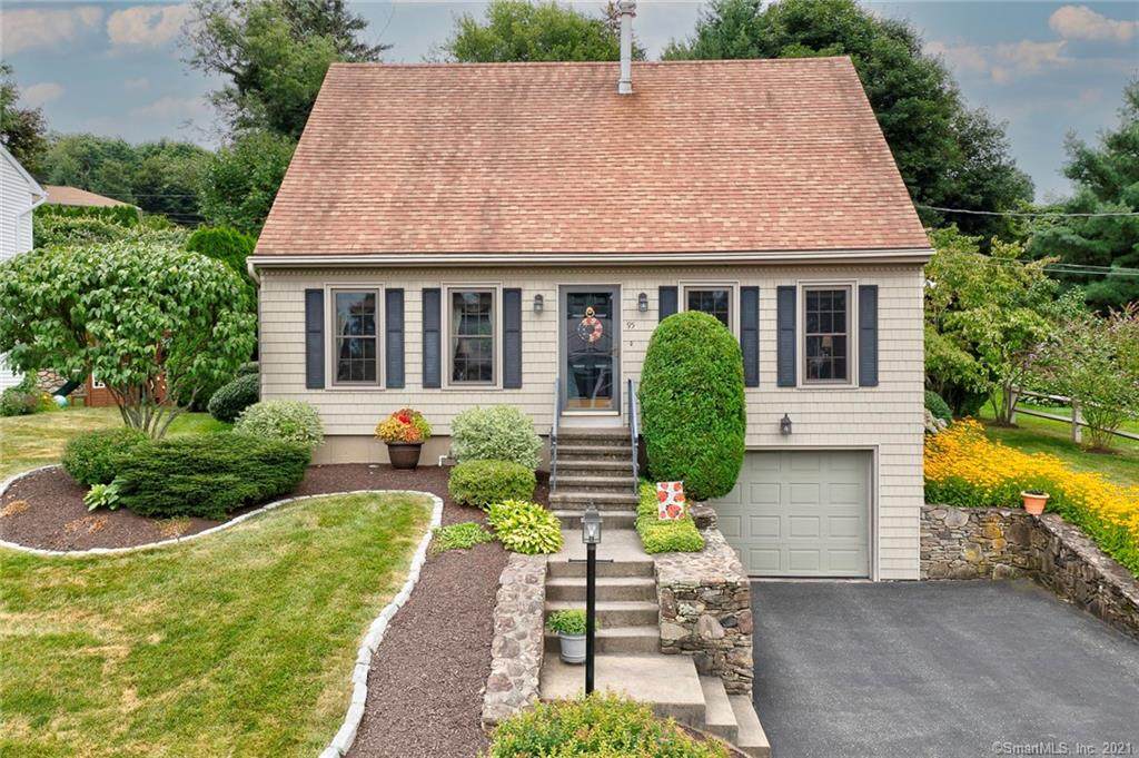 95 Sprucedale Drive - Photo 1