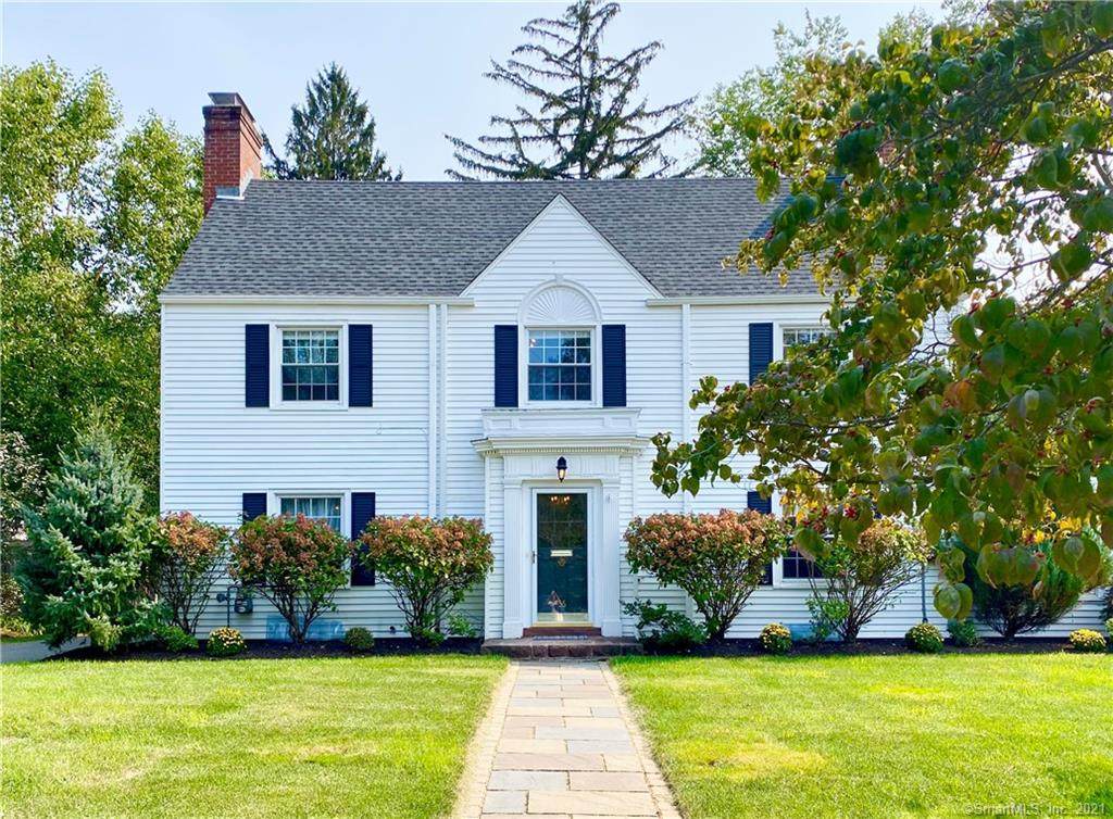 36 Lexington Road - Photo 1