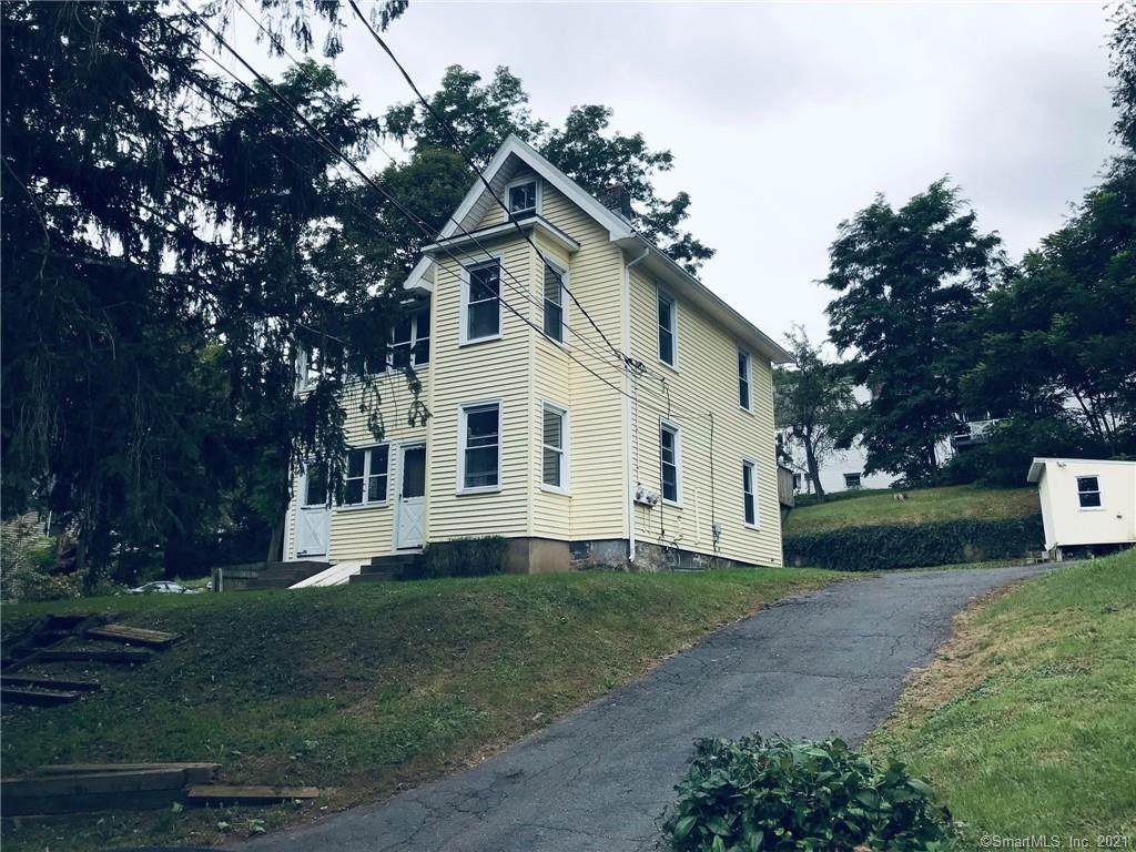 76 Torrington Avenue - Photo 1