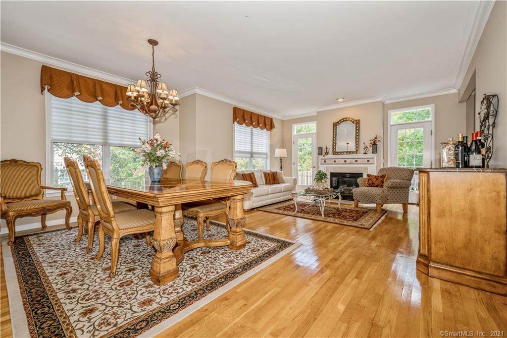 42 Woodcrest Lane - Photo 1