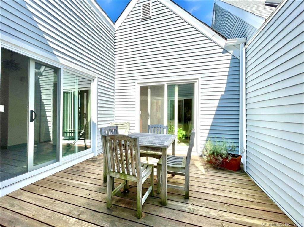69 Wilton Crest - Photo 1