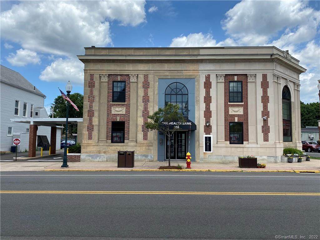 100 Center Street - Photo 1