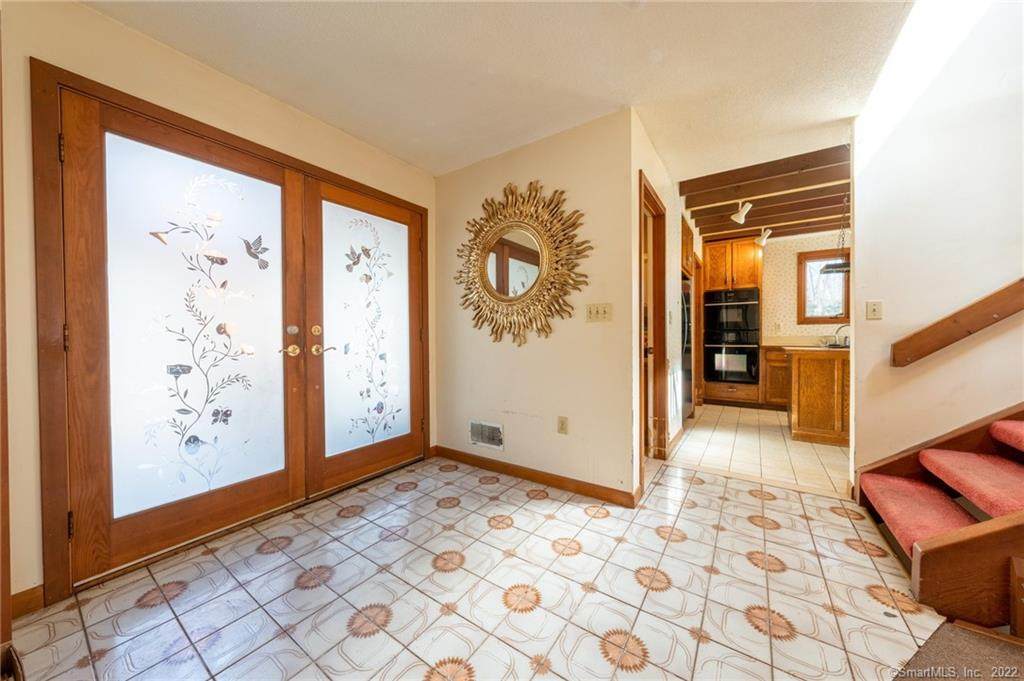 1041 Marion Avenue - Photo 1