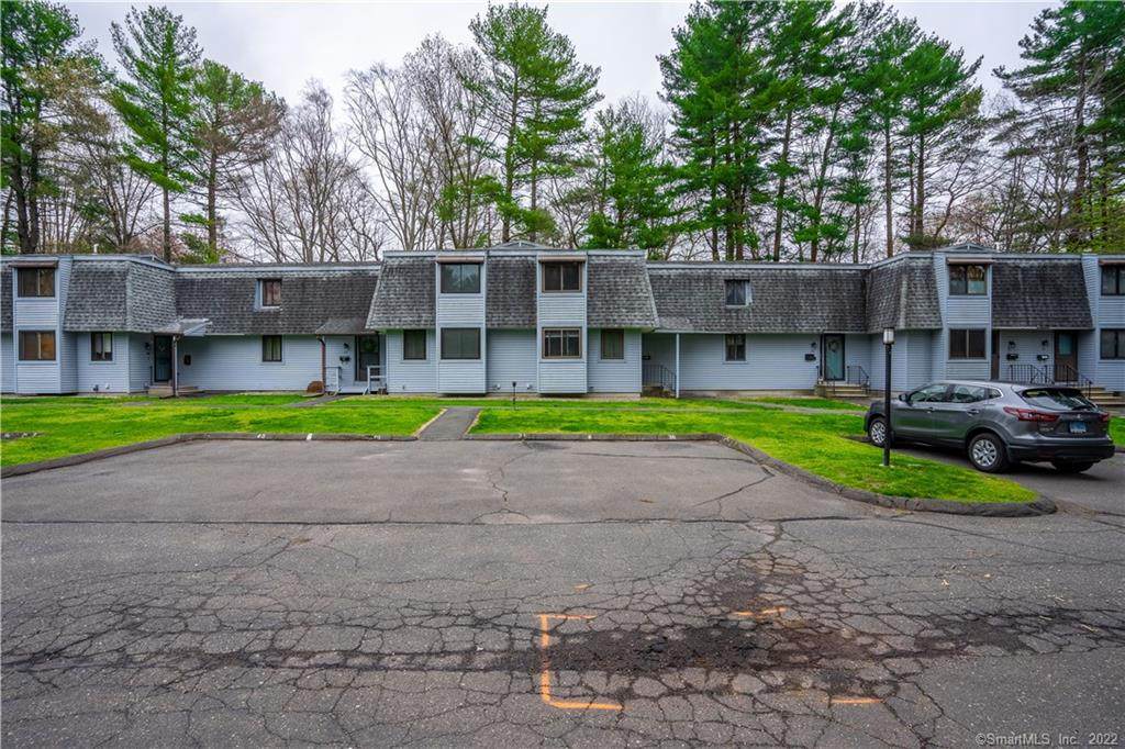 38 Northampton Lane - Photo 1