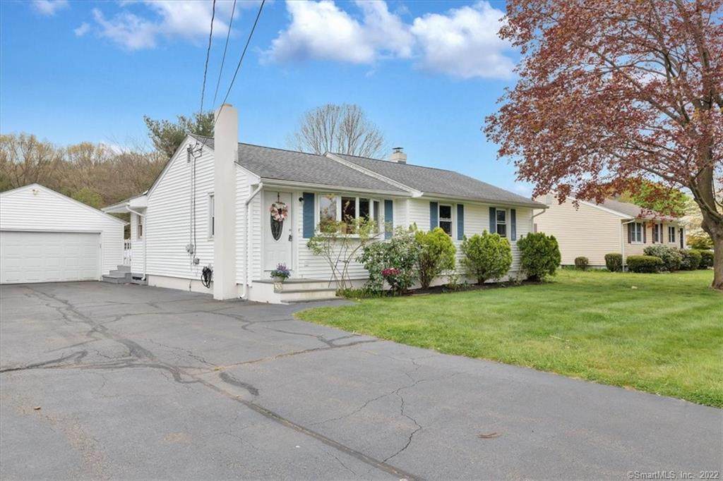 33 Johanna Circle - Photo 1