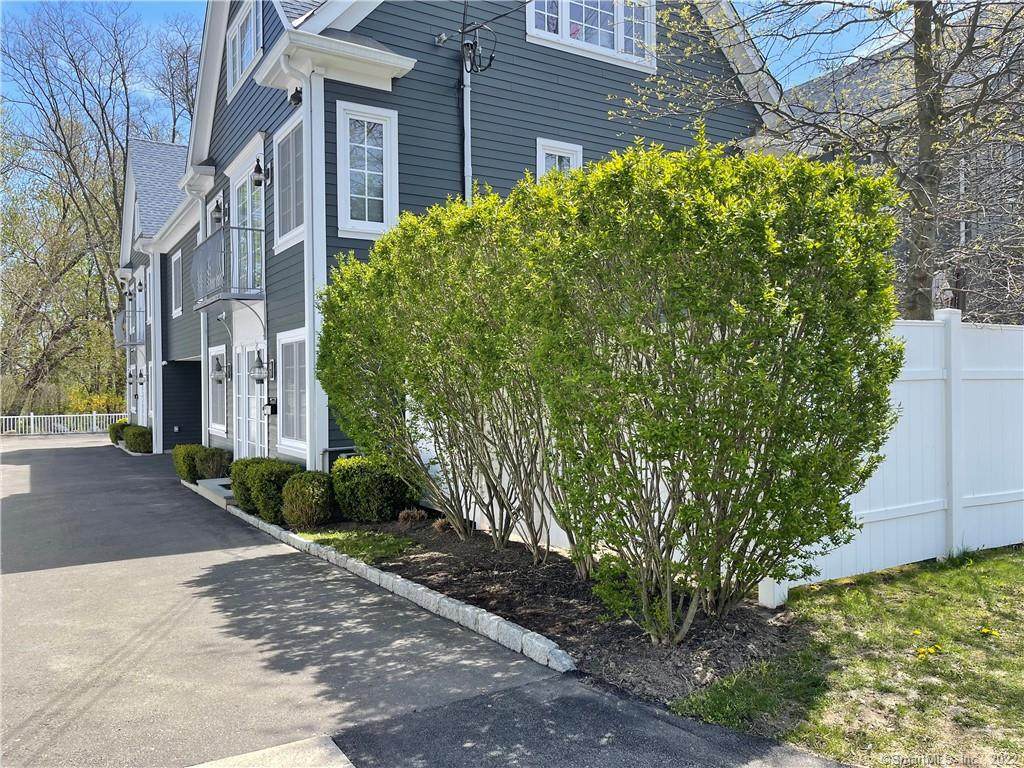 18 Euclid Avenue - Photo 1