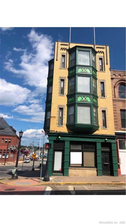 2 Bank Street - Photo 1