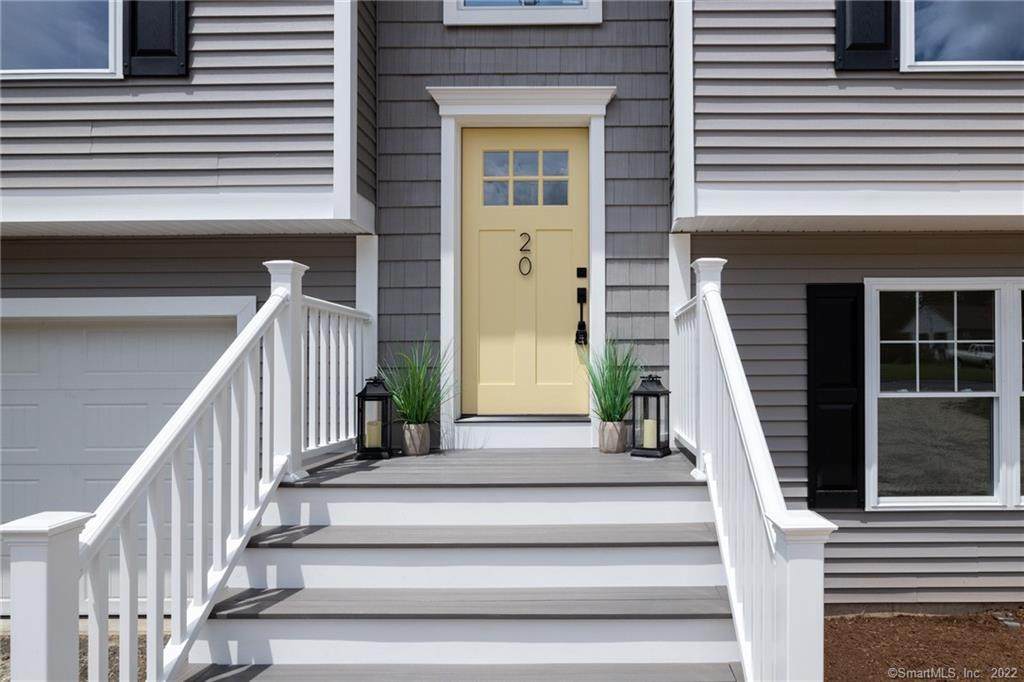 20 Jeffrey Lane - Photo 1