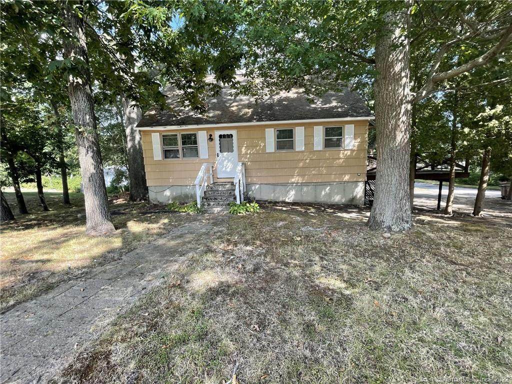 15 Oakwood Road - Photo 1
