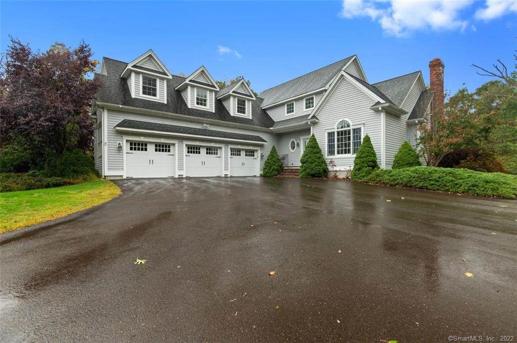 21 Sherwood Forest Lane - Photo 1