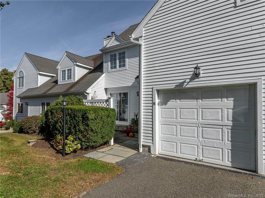 38 Quarry Ridge Road - Photo 1
