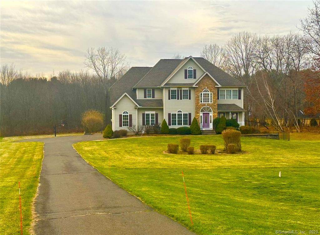 10 Hollandview Drive - Photo 1