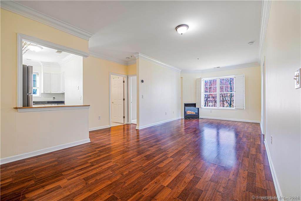 105 Richards Avenue - Photo 1