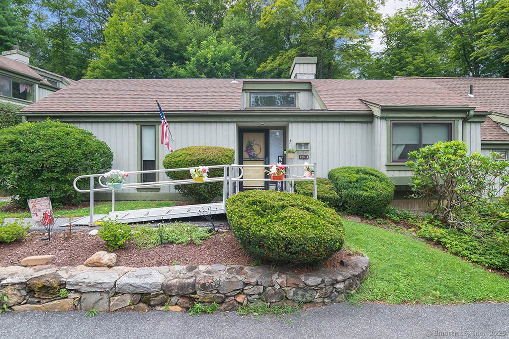 128 Heritage Village - Photo 1