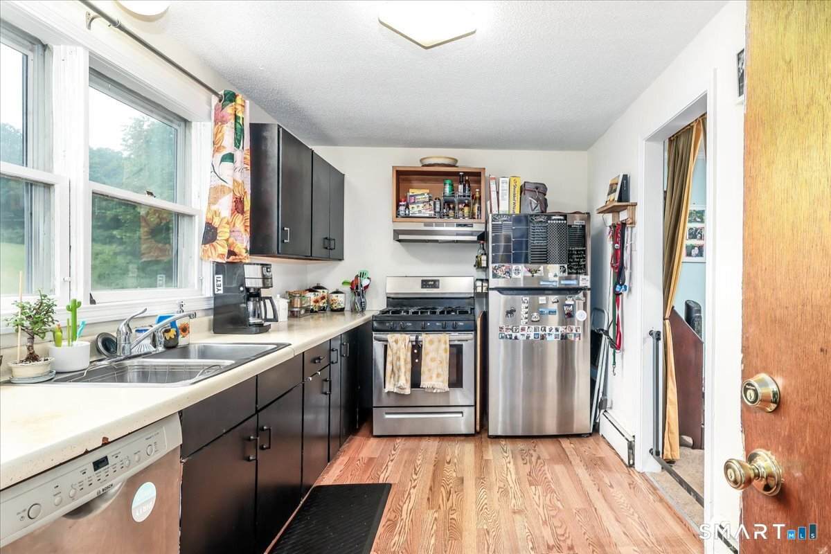 245 Cherry Avenue - Photo 1