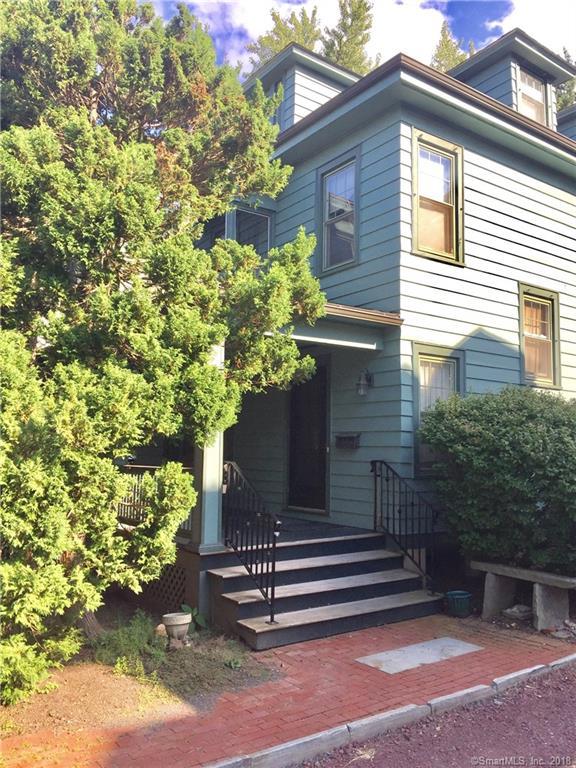 1571 Boulevard - Photo 1